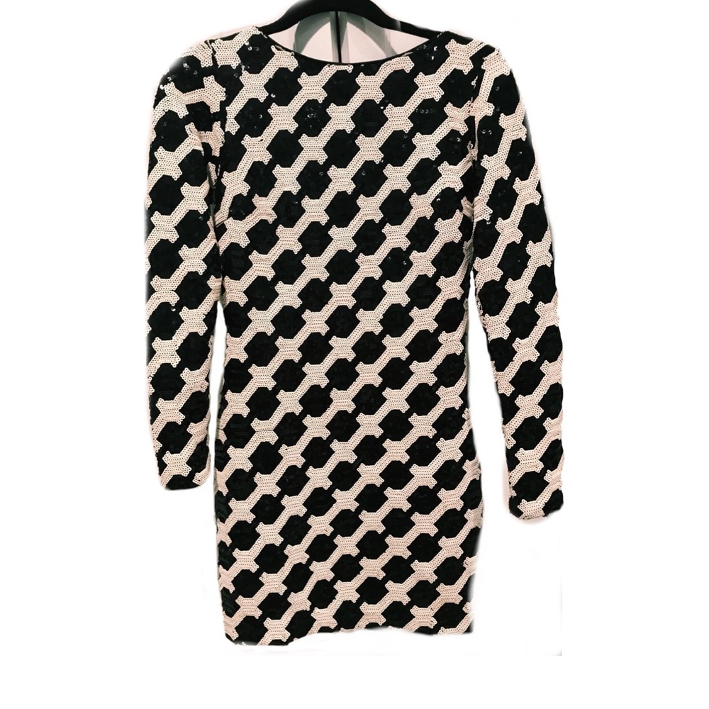 Long Sleeve Mini Desss